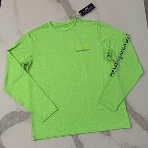 Vineyard Vines NWT Long Sleeve Performance Whale Graphic Shirt Men's Small Green